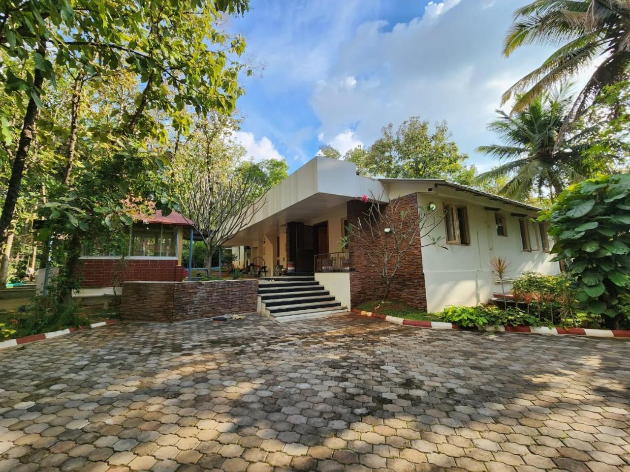 Golden Castle Villa Mysore Exterior photo